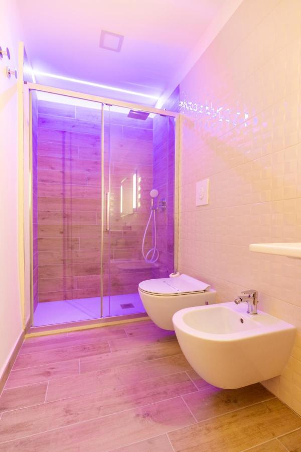 Toledo Rose Hotel Napoli Ngoại thất bức ảnh