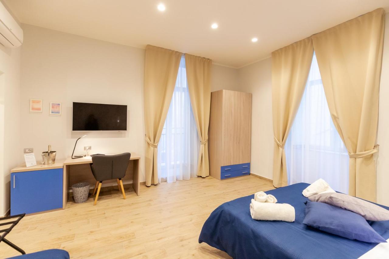 Toledo Rose Hotel Napoli Ngoại thất bức ảnh